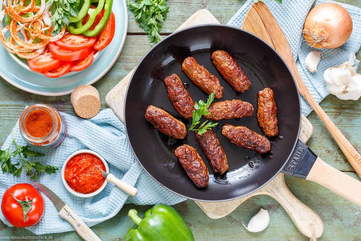 Heutiger Gewinner: Cevapcici - Balkan-Hackroellchen, Emmis Familienrezept