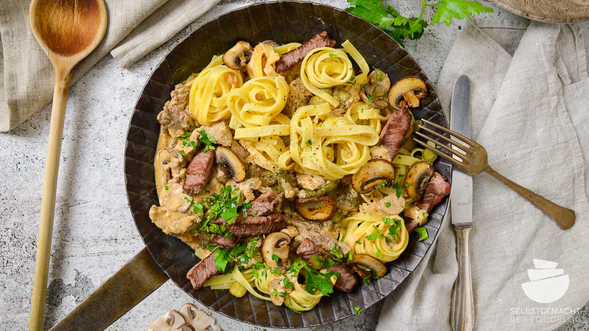 Boeuf Stroganoff (russisches Originalrezept)